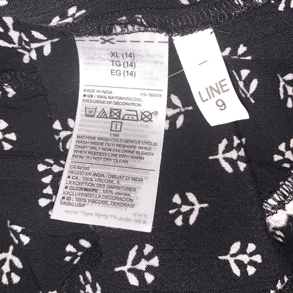 Old Navy US XL/14(Girls) Black Tank Top with Leaf/Floral Cream Colored Pattern. - Picture 4 of 4